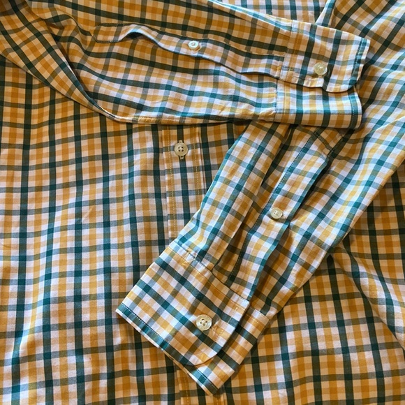 Men’s J. Crew quality woven button down. Slim Fit. Size Small. 💯% cotton. - Picture 7 of 8